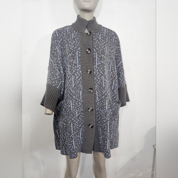 Jackets & Blazers - Gray and Blue Patterned Button-Up Cardigan